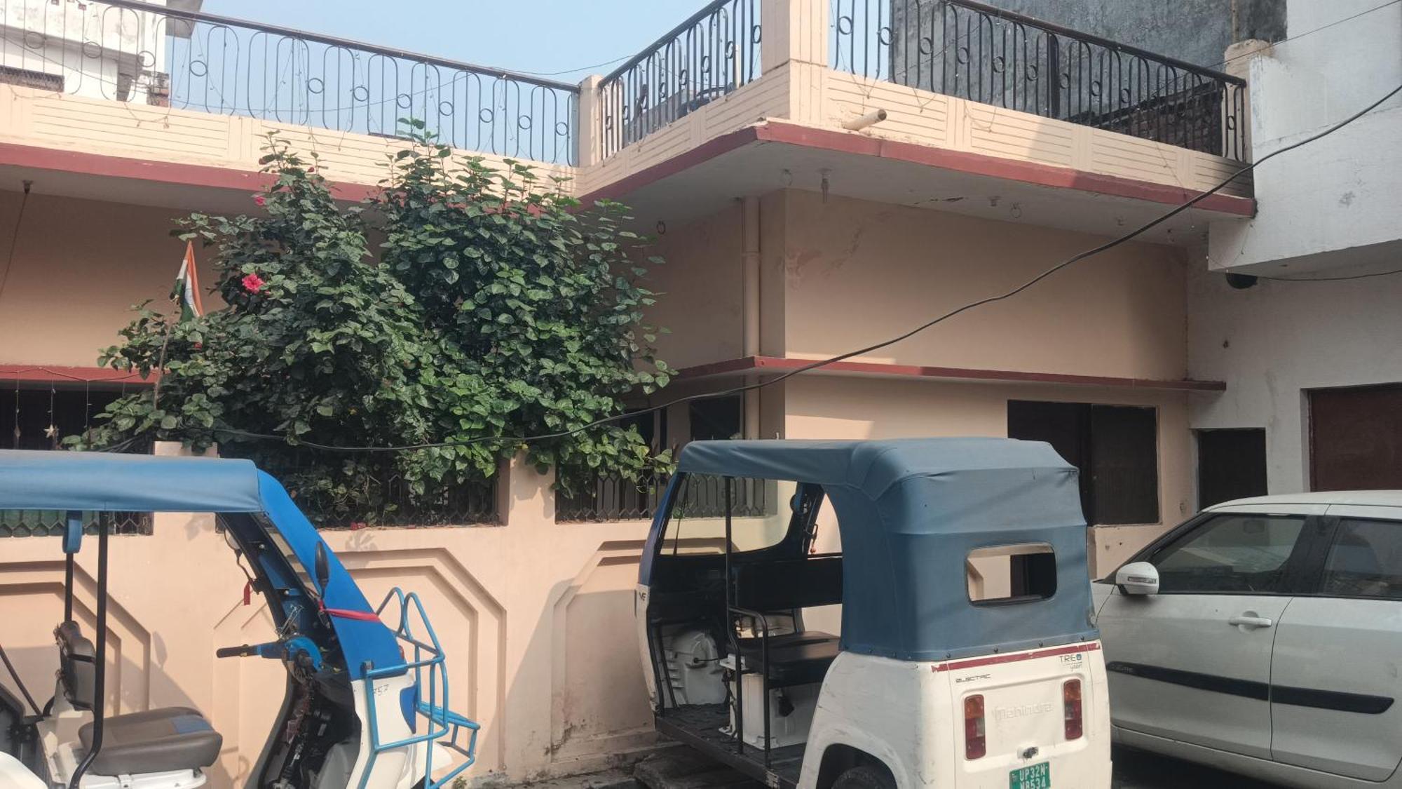 Ds Home Lucknow Exteriör bild